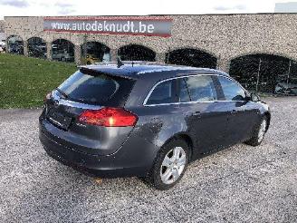 damaged passenger cars Opel Insignia BREAK  2.0 CDTI 2012/3