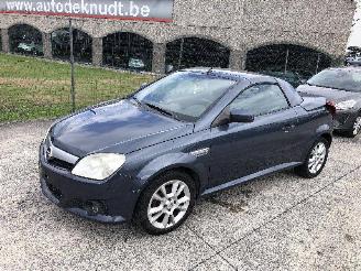 Damaged car Opel Tigra 1.4 I 2006/3