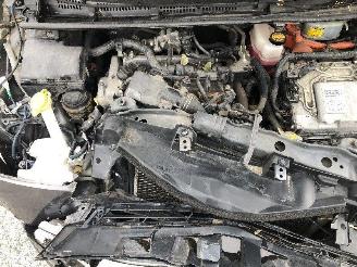 Toyota Yaris 1.5 hybride picture 12