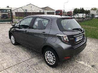 Toyota Yaris 1.5 hybride picture 2