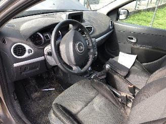 Renault Clio 1.5 dci picture 6