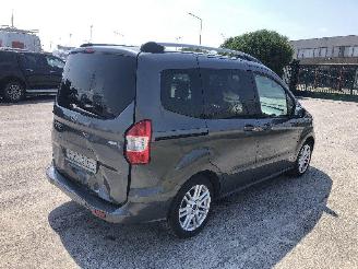 Ford Transit Connect 1.0 T   TITANIUM picture 3