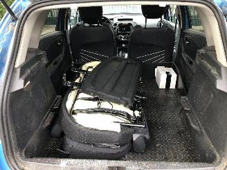 Renault Captur 1.5 dci VAN AUTOMATIQUE picture 11