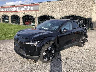 Volvo EX30 ELECTRIQUE picture 2