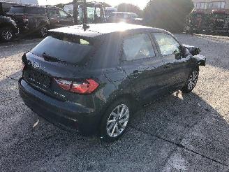 Audi A1 1.0 TFSI picture 2