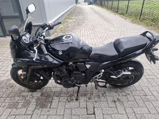 Suzuki Bandit 650  picture 11