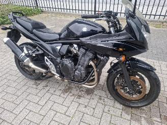 Schade motor Suzuki Bandit 650  2014/1