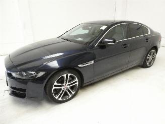 Jaguar XE 2.0D picture 3