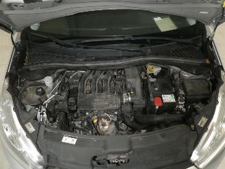 Peugeot 208 LIKE picture 19