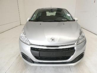 Peugeot 208 LIKE picture 2