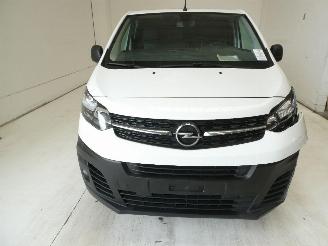 Opel Vivaro 1.5D C EDITION picture 2