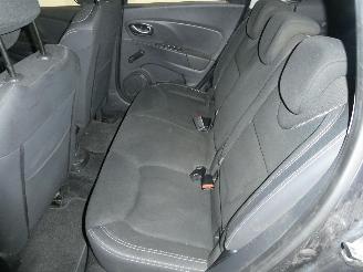 Renault Clio IV GRANDTOUR ZE picture 20