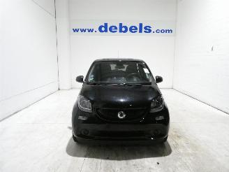 damaged passenger cars Smart Forfour SLIMANE 2018/10