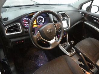 Suzuki SX4 S-CROSS GL + picture 13