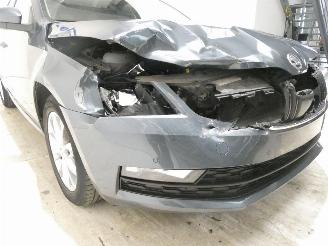 Skoda Octavia AMBITION picture 10