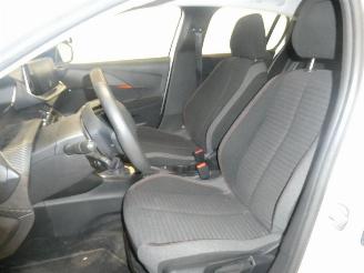 Peugeot 208 II ACTIVE PACK picture 17