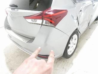 Toyota Auris COMFORT picture 8