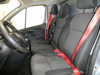 Renault Trafic 2.0D II BUSINESS picture 13