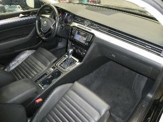 Volkswagen Passat GTE picture 17