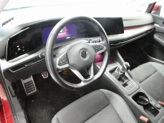 Volkswagen Golf ACTIVE picture 16