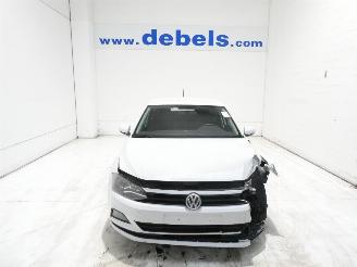 skadebil auto Volkswagen Polo TRENDLINE 2018/3
