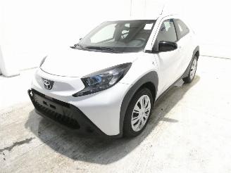 Toyota Aygo X PLAY picture 3