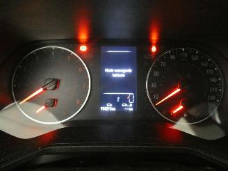 Renault Clio 1.0 TCE picture 11