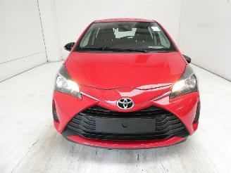 Toyota Yaris 1.0 picture 2