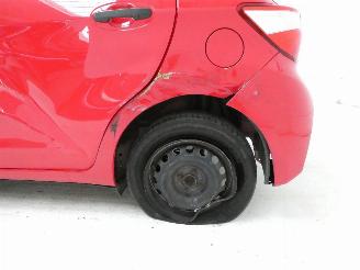 Toyota Yaris 1.0 picture 8