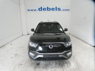 Coche accidentado Ssang yong Tivoli /XLV 2019/8