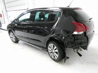 Peugeot 3008 1.2 picture 8