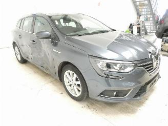 Renault Mégane IV GRANDTOUR picture 14