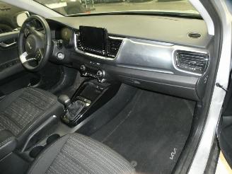 Kia Stonic 100 PULSE DCT picture 16