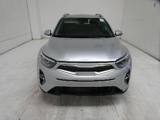 Kia Stonic 100 PULSE DCT picture 2