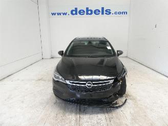 uszkodzony samochody osobowe Opel Astra 1.6D EDITION 2018/4