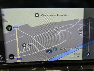 Volkswagen Golf 2.0D VARIANT LIFE picture 21