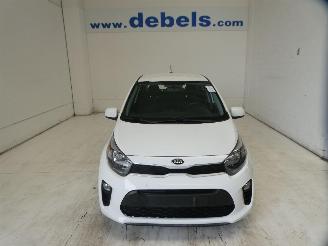 damaged passenger cars Kia Picanto  2021/1