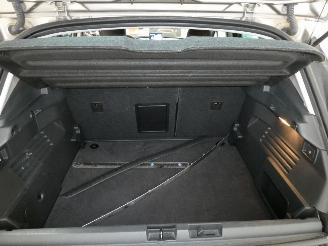 Peugeot 3008 1.2 picture 18