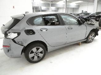 BMW 1-serie HATCH I picture 9