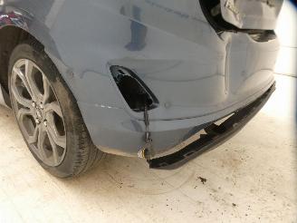 Ford Fiesta ST-LINE picture 5