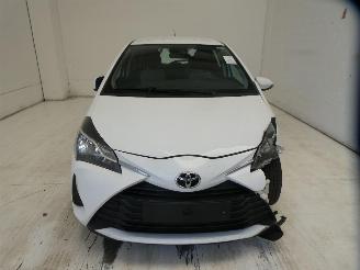 Toyota Yaris COMFORT picture 2