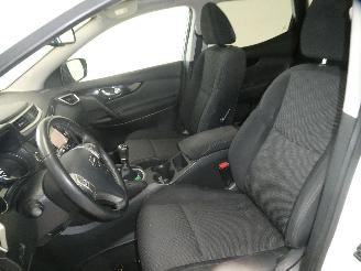 Nissan Qashqai 1.5D picture 21