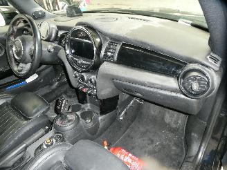 Mini Cooper S picture 12