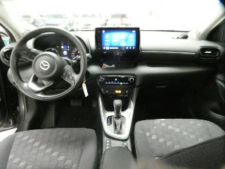 Mazda 2 HYBRID picture 14