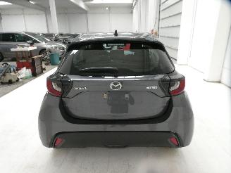 Mazda 2 HYBRID picture 5