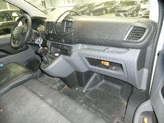 Opel Vivaro 1.5 TURBO picture 15
