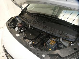 Opel Vivaro 1.5 TURBO picture 23