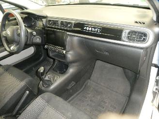 Citroën C3 1.2 picture 16