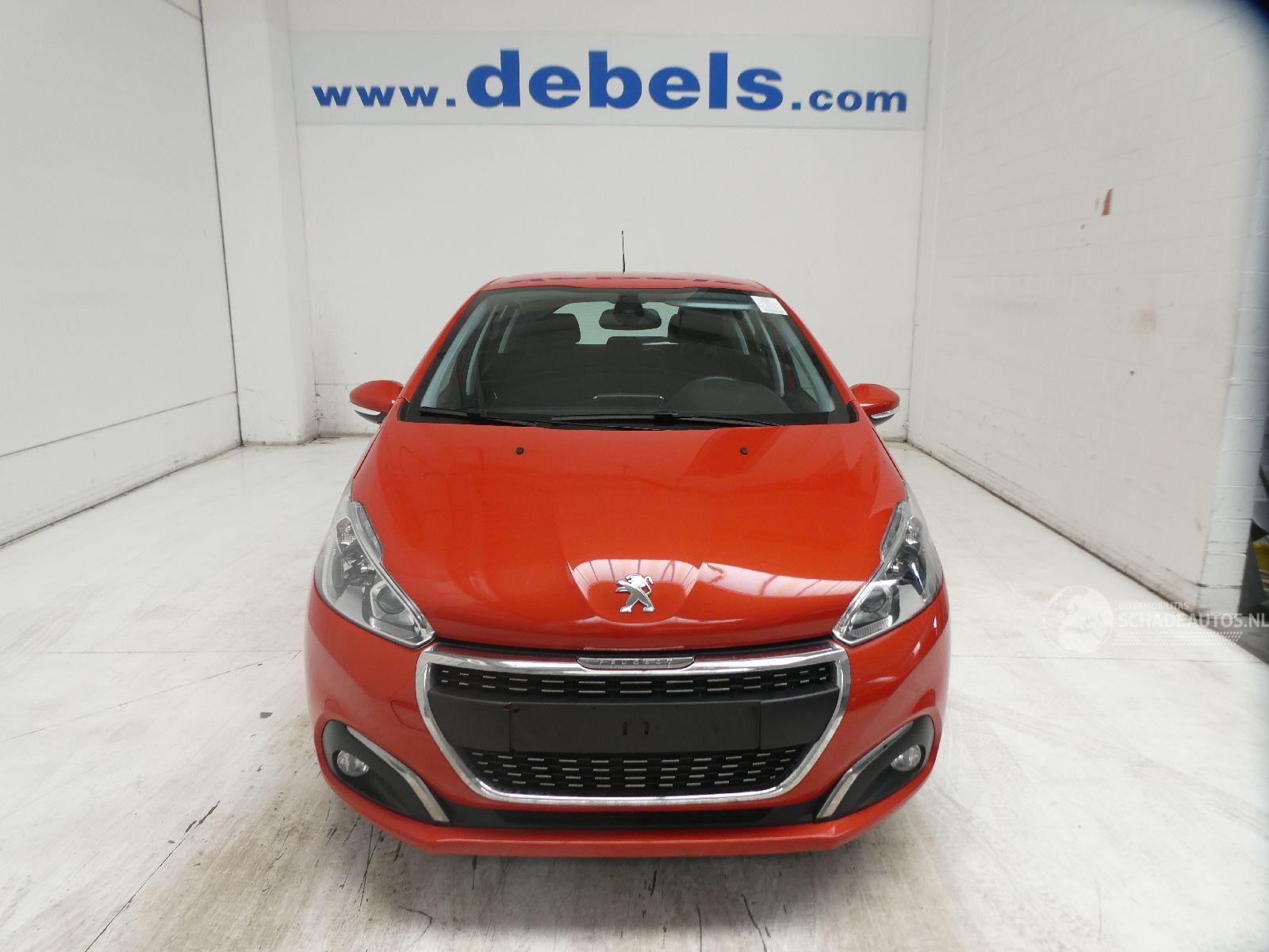 Peugeot 208 SIGNATURE
