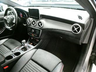 Mercedes GLA 180 picture 13